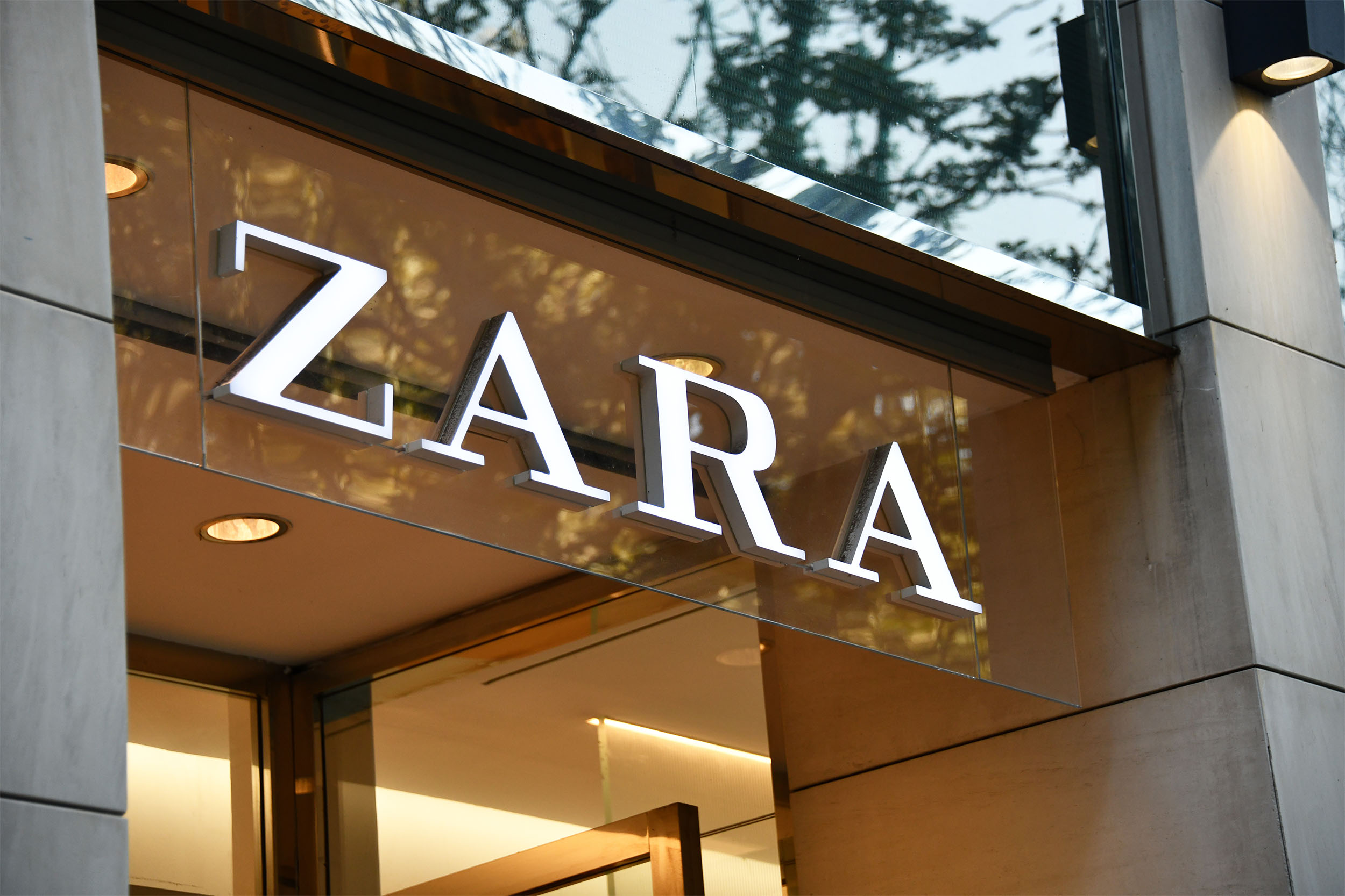 Zara logo