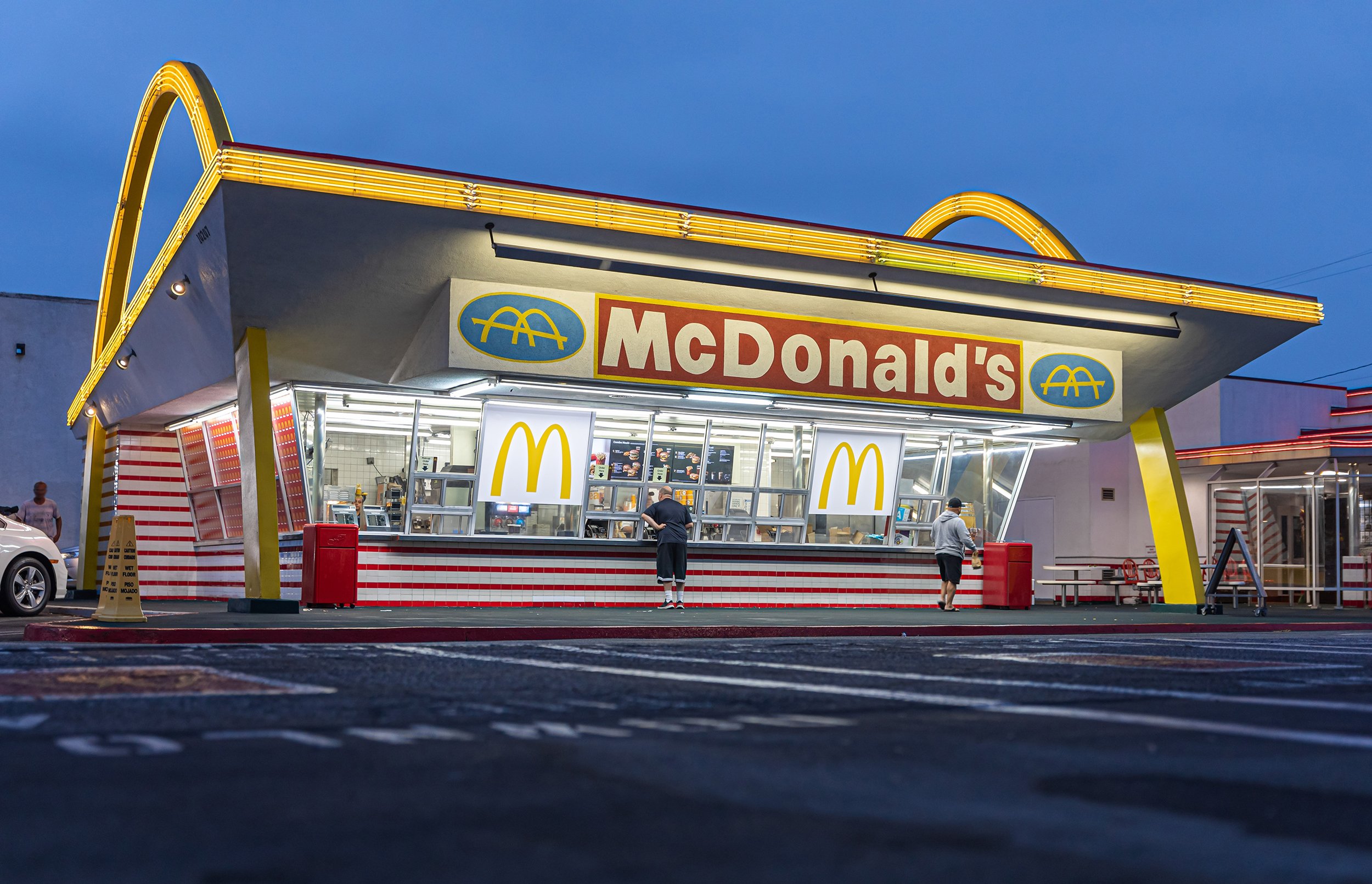 McDonald's building